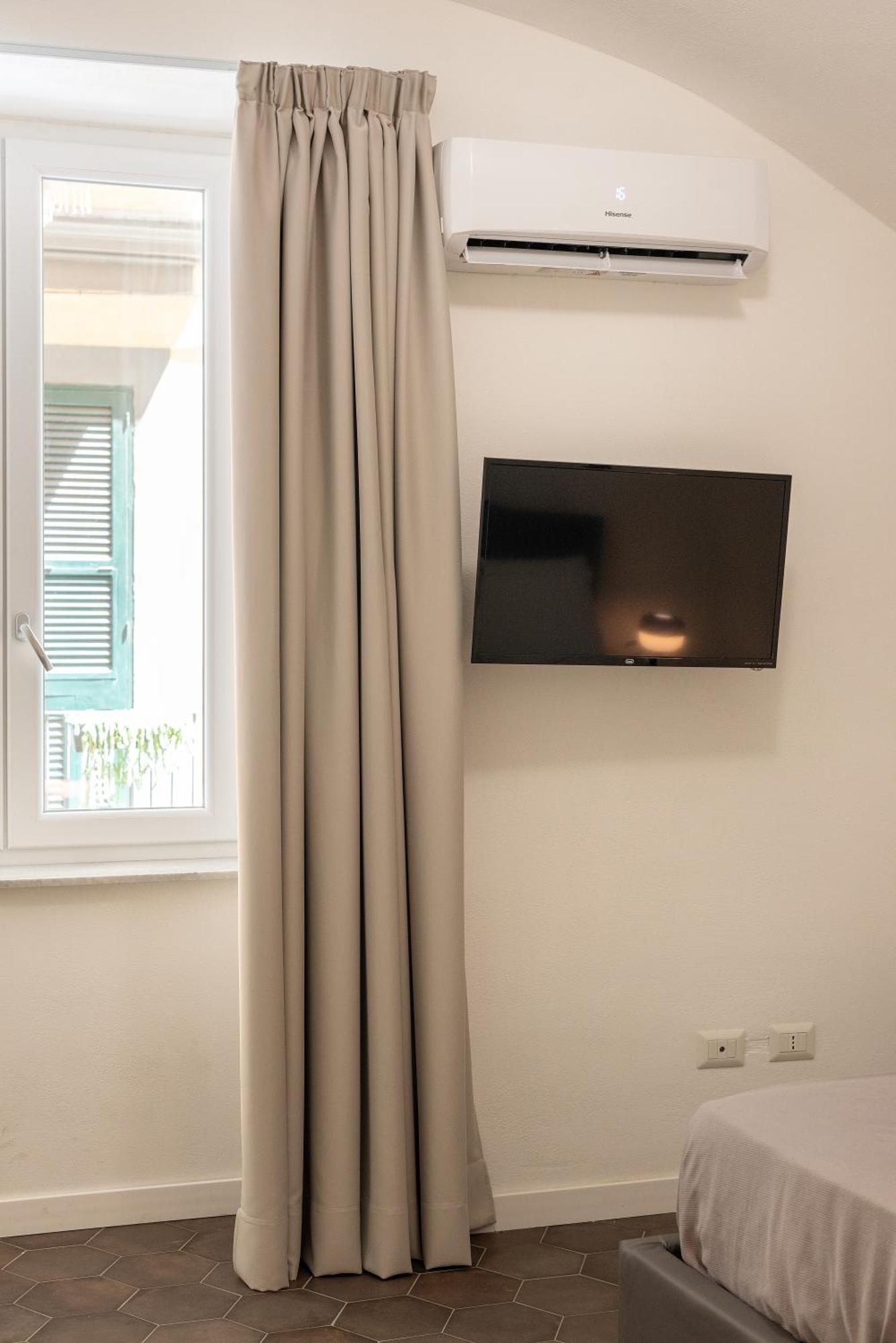 Three Brother's Augusteo Apartment